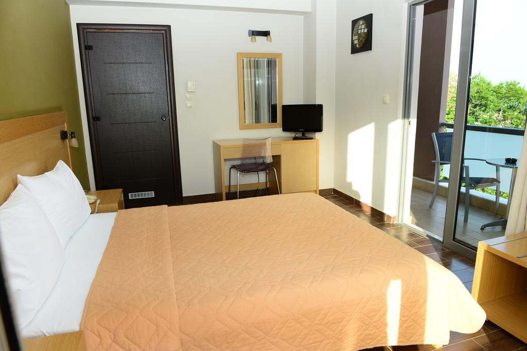 Ionion Hotel Kyparissia Phòng bức ảnh